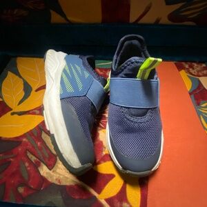 Toddler Slip-on Sneakers